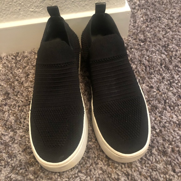 Steve Madden Shoes - Steve Madden Gill Platform Athletic shoe